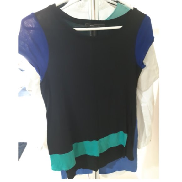 BCBG tshirt - Picture 1 of 1